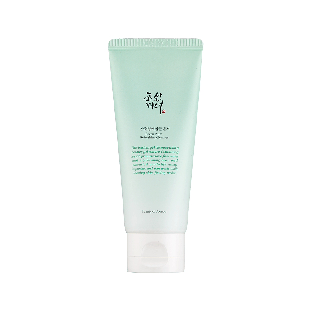 Green Plum Refreshing Cleanser